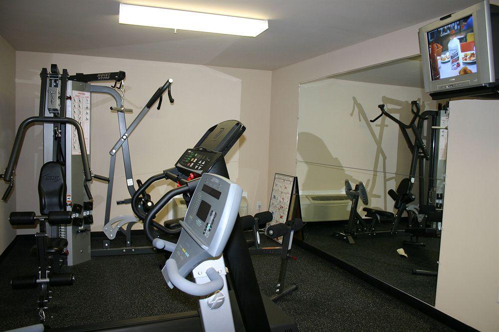 Intown Suites Extended Stay Select Hampton Va Bagian luar foto
