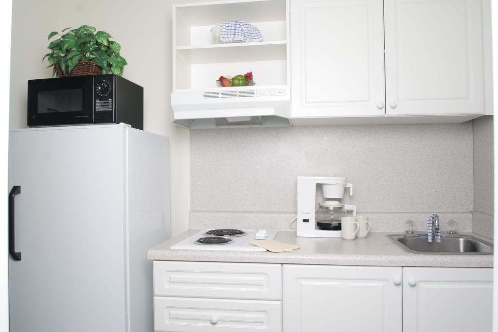 Intown Suites Extended Stay Select Hampton Va Ruang foto
